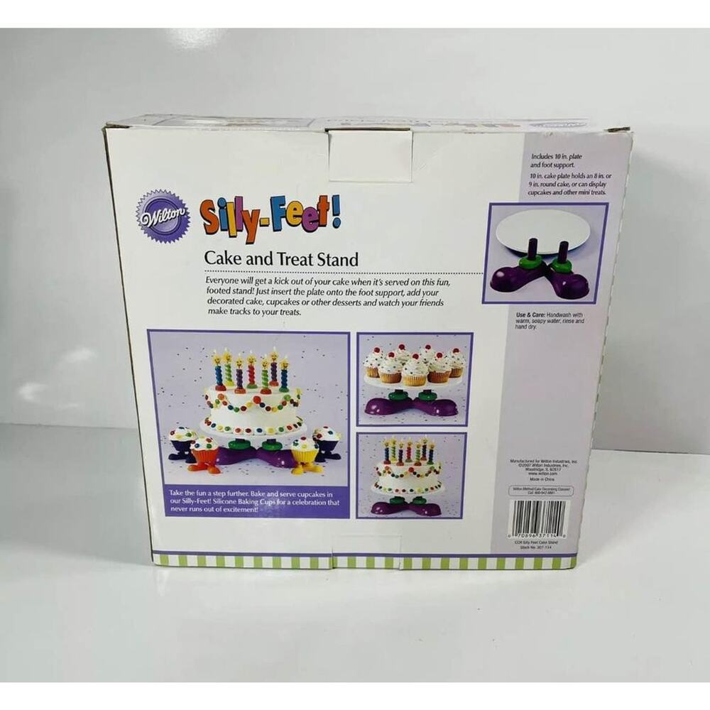 2007 WILTON SILLY FEET CAKE & CUPCAKE 10" WHITE PLATE PURPLE FEET HOLDER NIB - Picture 2 of 2
